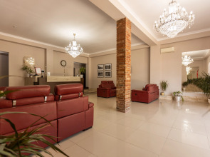 Отель Никополи