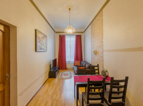 Апартаменты у Эрмитажа 12 гостей Б.Конюшенная 12