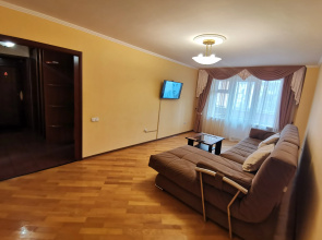 Na Ordzhonikidze 30 Apartments