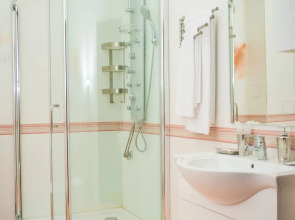 Отель Роял Кастл