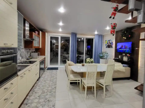 Частный дом на улице Полуостров Маленький