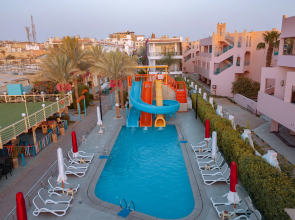 Minamark Beach Resort & Spa