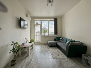 Apartamenty Komfortnye svetlye apartamenty u metro Belomorskaa