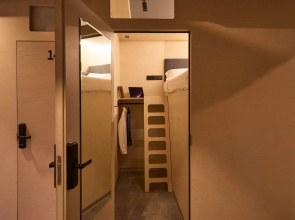 Хостел Morfeus Capsule Hotel