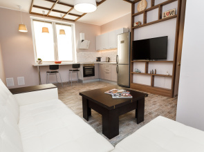 Apartamenty Stepanenkov Evrodvuhkomnatnye u central'nogo stadiona