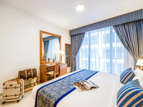 Golden Sands Hotel Apartments