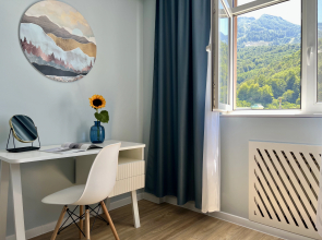 Квартира 65 м удобная для семьи напротив Казино с видом на горы