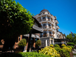 Отель Leon Boutique Hotel 4