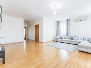 Апартаменты Comfort Home для 12 Гостей