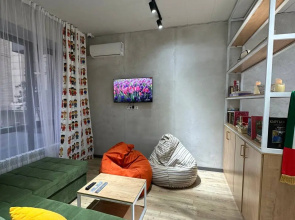 Хостел izzzi hostel Bishkek