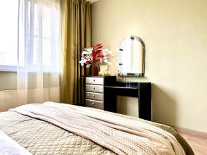 Квартира Like Home Apartment