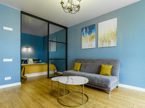 Vidovaya S Panoramnymi Oknami Na Naberezhnoy Reki Flat