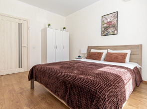 Апартаменты С Новым Ремонтом Возле Парка Краснодар