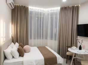 Krepkaya Bashnya studiya Pastel v Tsentre Sheregesha V Novom Zhk Flat