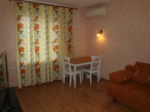 Квартира Двухкомнатная Квартира в Центре Западного, Идеально для Семей с Детьми