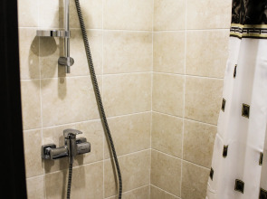 Апартаменты Guesthouse Комфорт 2