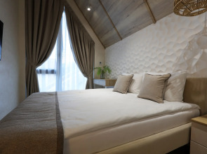 Chalet Mont Cristal by Provence