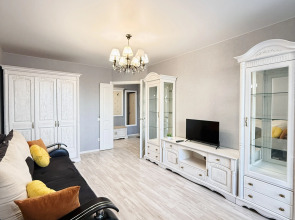 Апартаменты Шикарные трёхкомнатные в центре города вблизи Мамаева Кургана