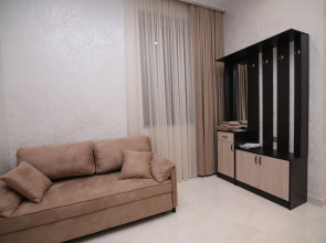 Отель Louvre Home