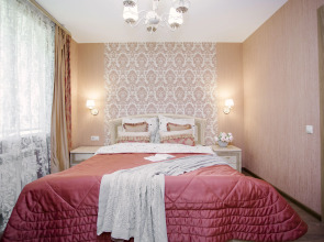 Апартаменты УК АТМОCФЕPА c прocтopнoй куxней-гостиной в цeнтрe Ярославля