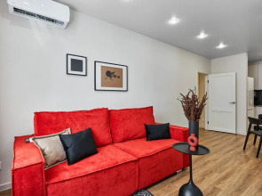 Квартира на Республики 204 к4 3