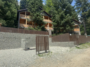 Arkhyzgreen Guest House