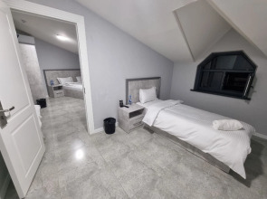 Отель Revel Hotel