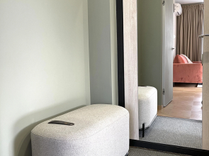 Квартира Роскошная двухкомнатная квартира в сталинке с видом на Аллею Героев