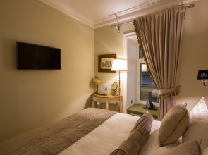 Бутик Отель 1881