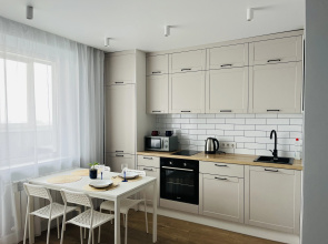 V Tsentre Goroda Flat