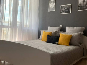 Квартира Черно-белое кино