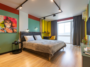Na Pastukhova 90 Flat