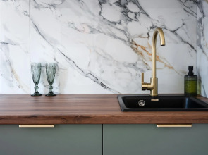 Апартаменты Savina у Европы