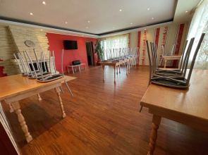 Na Zarechnoy Private House