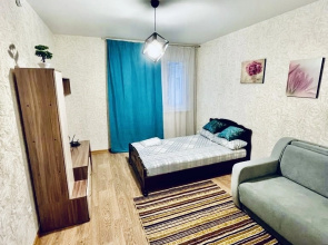 V Novom Komplekse Sloboda Vesny Apartments