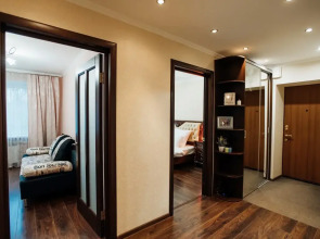 Апартаменты Трехкомнатные на Энгельса