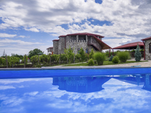 Chateau White Flags Hotel