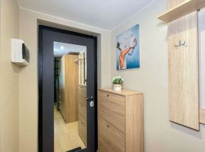 Апартаменты Стильная 2х-уровневая Cтудия рядом с метро Тульская