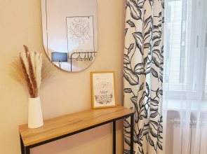 Квартира Четырехкомнатная Natali Apart на 8 Человек Около Патриарших Прудов в Центре Москвы