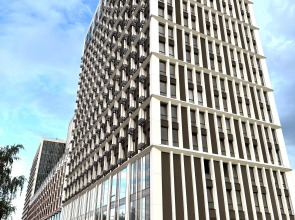 Апартаменты студия на Новоостаповской 20