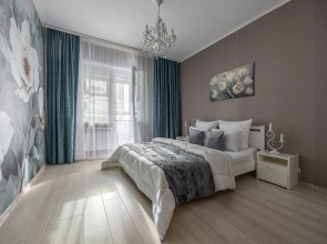 Апартаменты с двумя спальнями, в центре города, у канатной дороги