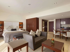 Отель Delta Hotels Jumeirah Beach, Dubai