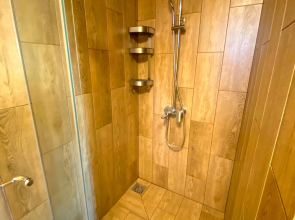 Гостевой дом Благодать у пруда 1