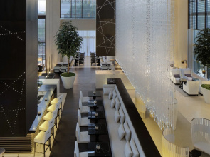 Le Meridien Dubai Hotel & Conference Centre