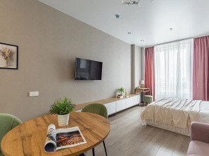 Апартаменты Просторная студия в центре на ул. Горького 23а Сова-Дом