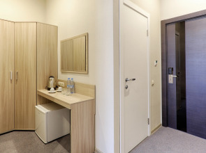 Отель Marx Hotel