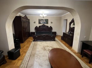 Lyuks Flat
