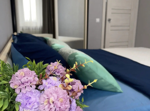 Yevrodvushka Na 10 Let Oktyabrya Flat