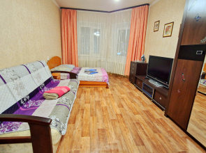 Almaz Arktiki Na Naberezhnoy 34 Apartments