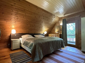 Частный дом Тихий уголок в центре Светлогорска